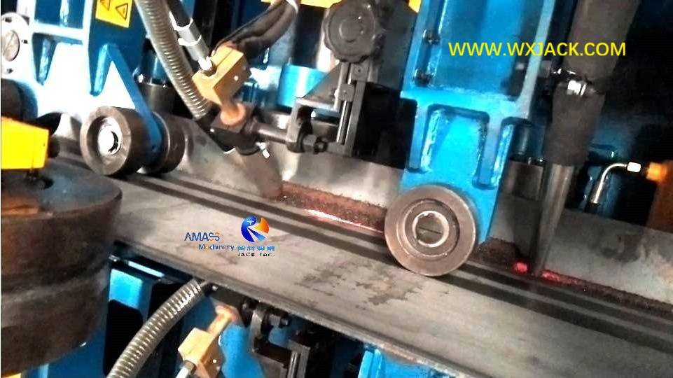 1 3 in 1 H Beam Assembly Welding Straightening Integral Machine 29.jpg