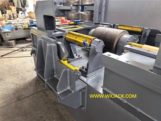 4 M&aacute;quina de soldadura por puntos y ensamblaje de vigas IH 48 IMG_20250810_103823