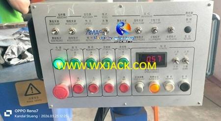 Fig. 16 M&aacute;quina soldadora de vigas en H tres en uno 8