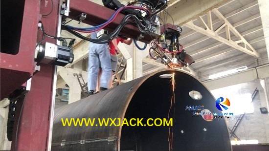 Fig2 Máquina cortadora de tubos CNC de 7 ejes 1