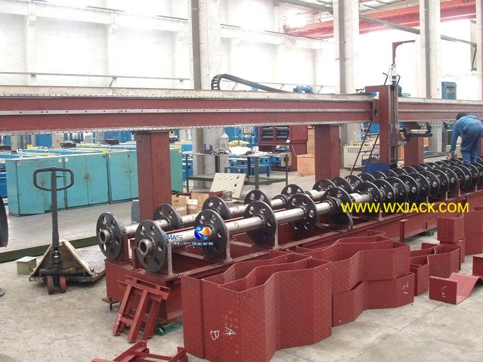 Máquina cortadora de tubos CNC grande