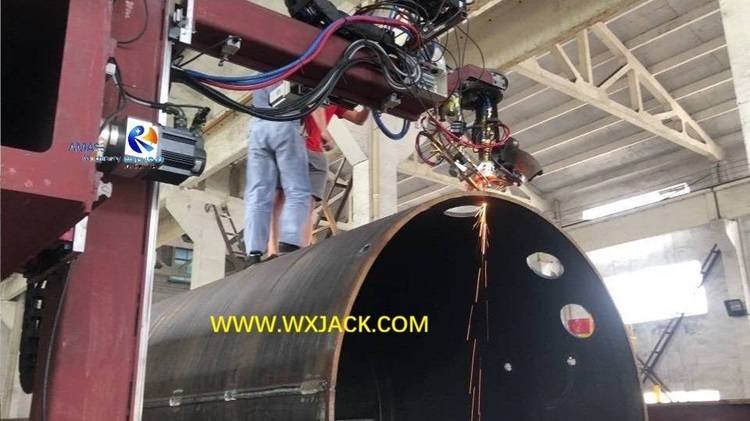 7 7 Axis Large CNC Pipe Plasma Flame Cutting Machine 1.jpg