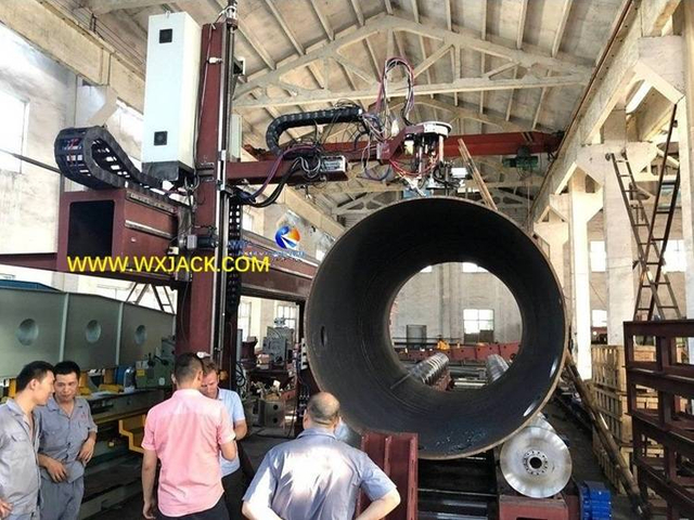 4 M&aacute;quina cortadora por llama de plasma de tubos CNC grande de 7 ejes 41 IMG_4594