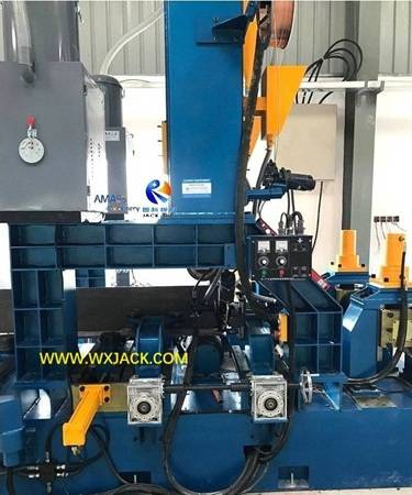 Fig3 Máquina enderezadora y soldadora para ensamblaje de vigas en H 3 en 1 129