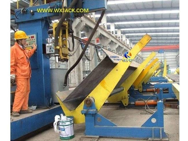 3 M&aacute;quina soldadora de vigas en H 9