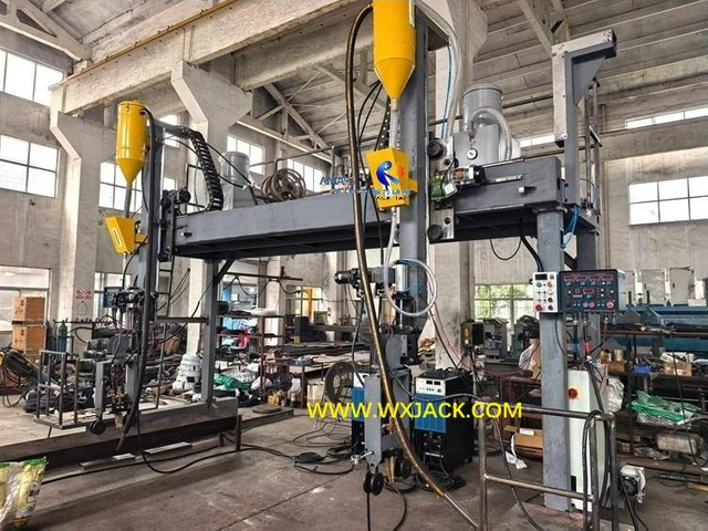 8 M&aacute;quina soldadora de p&oacute;rtico para vigas IH 15