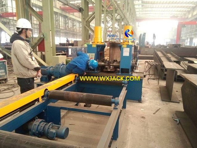 M&aacute;quina enderezadora de vigas en H hidr&aacute;ulica 4 21