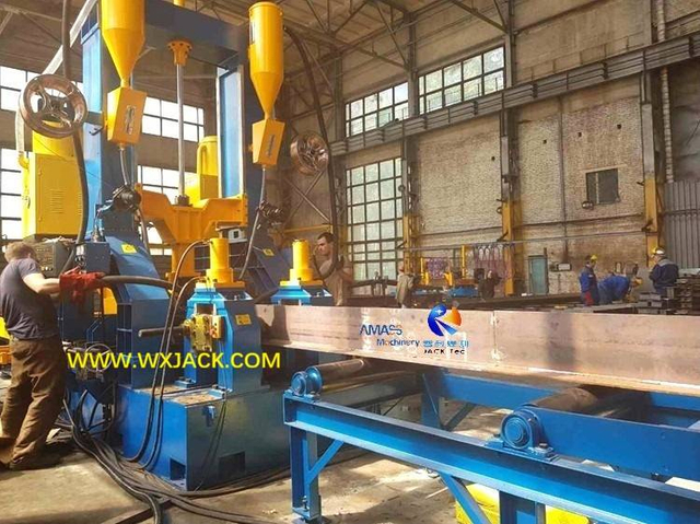 9 M&aacute;quina enderezadora y soldadora para ensamblaje de vigas en H 3 en 1 24