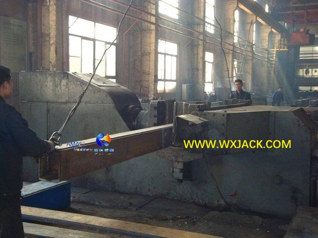 M&aacute;quina enderezadora longitudinal de vigas 8 H BOX 33 1