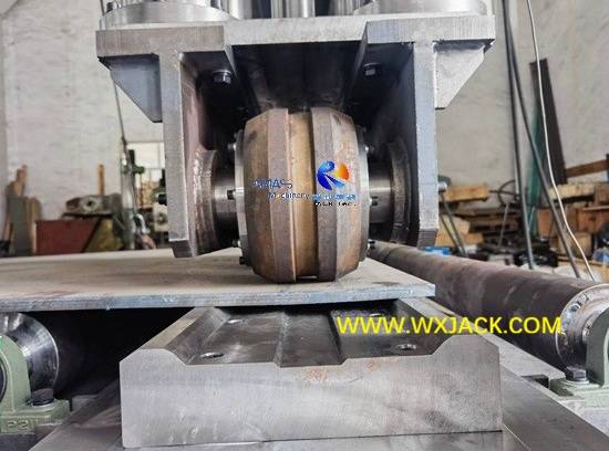 Máquina enderezadora de costuras de soldadura a tope de placa Fig2 41