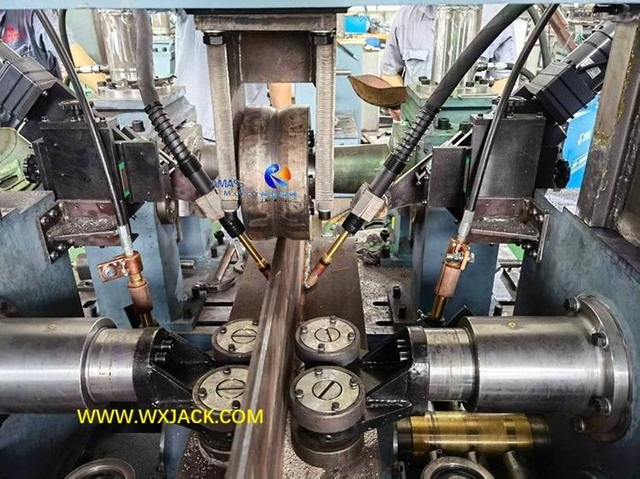 7 M&aacute;quina soldadora de vigas H con funci&oacute;n integral 284