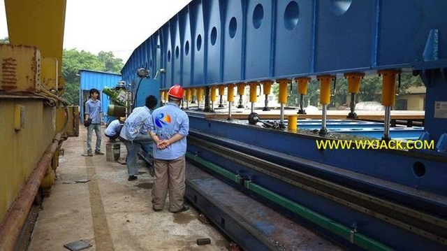 7 Fresadora de bordes de doble cabezal 7
