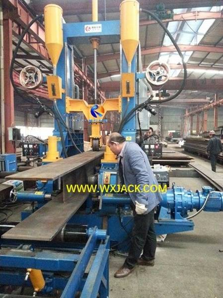 7 M&aacute;quina de fabricaci&oacute;n de vigas en H 3 en 1 14
