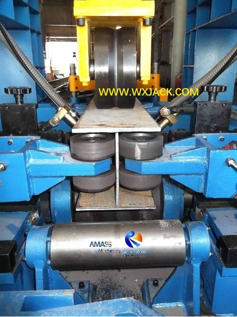 4 M&aacute;quina soldadora de vigas H tres en uno 27
