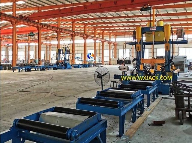 1 M&aacute;quina soldadora para fabricaci&oacute;n de vigas 3 en 1 H 16