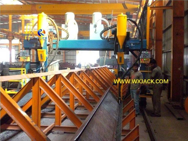 2 M&aacute;quina soldadora de vigas IH 8
