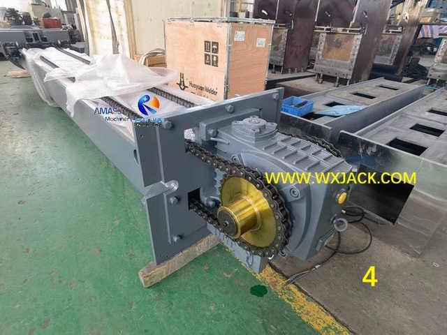 Manipulador de soldadura de 4 columnas y pluma 26