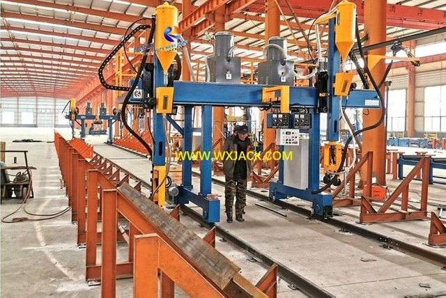 M&aacute;quina de soldadura SAW de p&oacute;rtico con 2 vigas en H 16
