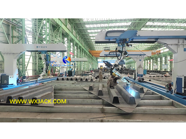 13 Robot de soldadura de refuerzo de vigas en H 2