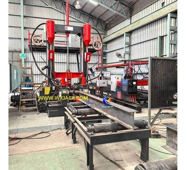 6 M&aacute;quina soldadora de vigas H tres en uno 74