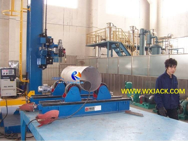 Centro de soldadura con manipulador de pluma de 3 columnas 27 100_9354