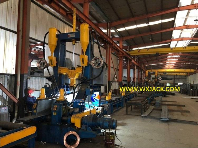 8 M&aacute;quina enderezadora y soldadora para ensamblaje de vigas en H 3 en 1 22