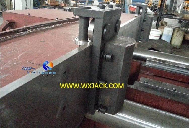 3 M&aacute;quina enderezadora longitudinal de vigas BOX H de estructura de acero 10
