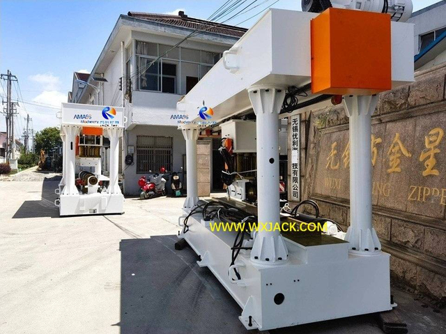 M&aacute;quina enderezadora de placas de acero para juntas 2C 51