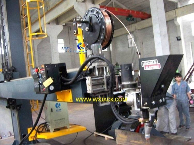 Manipulador de soldadura de 8 columnas y pluma 2 100_9601