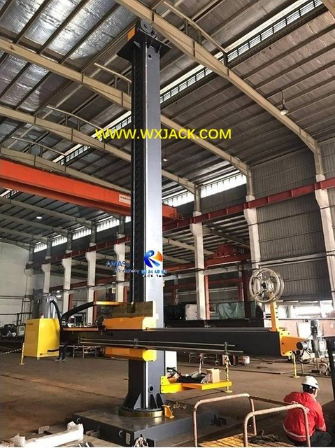 Manipulador de soldadura de 3 columnas y pluma 2