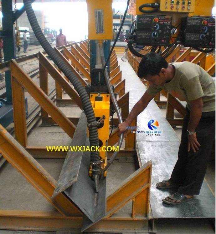 2 Máquina soldadora de vigas IH 4