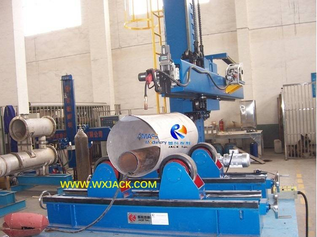 Manipulador de soldadura de 3 columnas y pluma 25 100_9347