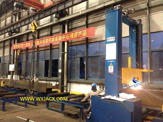 1 M&aacute;quina ensambladora de vigas H 25 8