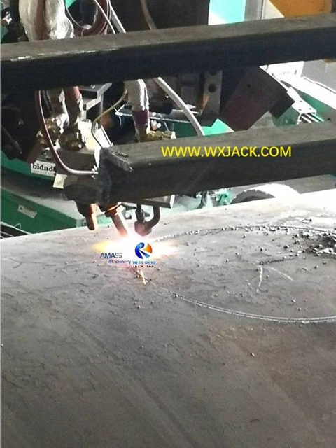 1 M&aacute;quina cortadora de tubos CNC grande de 7 ejes 5