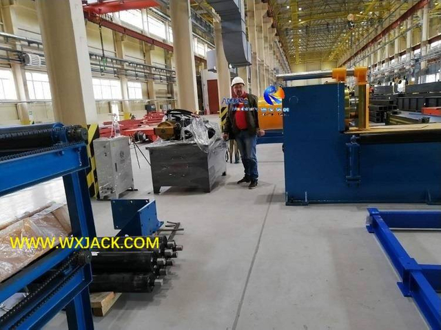 M&aacute;quina enderezadora longitudinal de vigas 4 BOX H 17