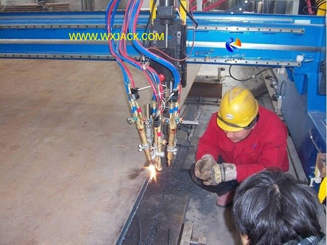 2 M&aacute;quina de corte triple por llama CNC 8 100_8371