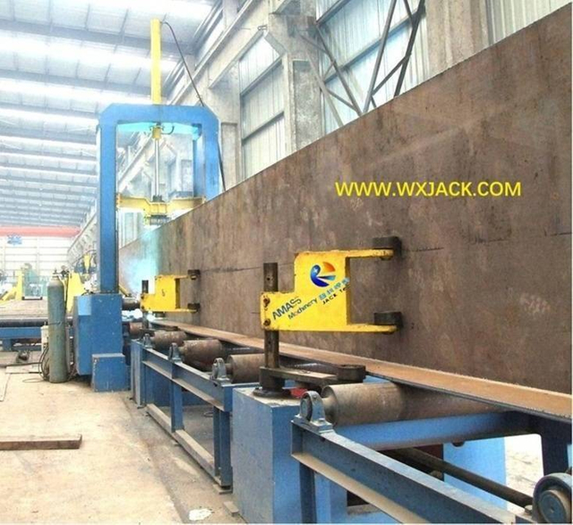 1 H M&aacute;quina de soldadura de haz y tachuela 27