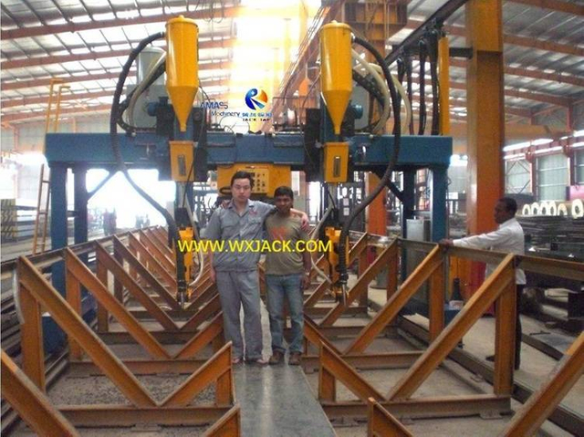 7 M&aacute;quina soldadora de p&oacute;rtico para vigas IH 2