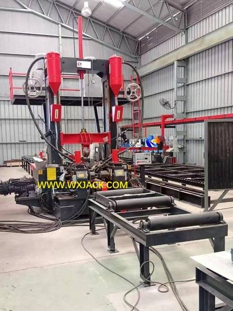 9 M&aacute;quina enderezadora y soldadora para ensamblaje de vigas en H 3 en 1 67